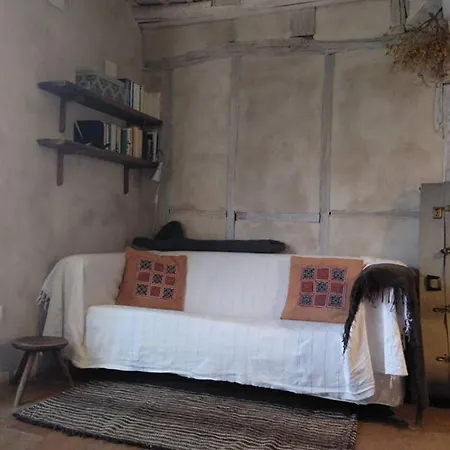 La Casa Del Muerdago *