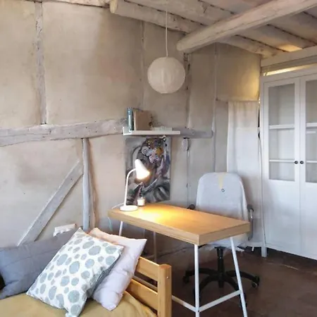 La Casa Del Muerdago *